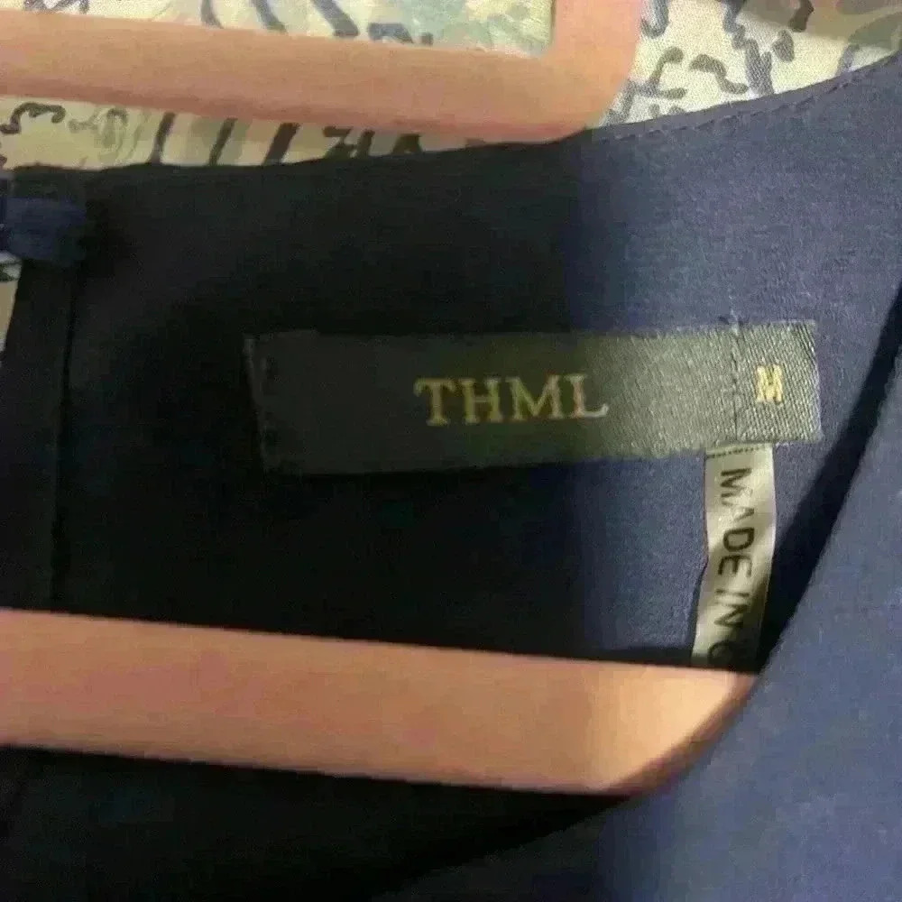 Ladies sleeveless top - Picture 3 of 4